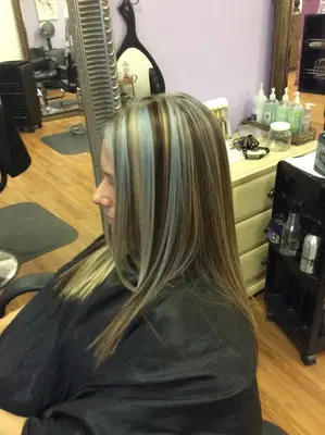 X Colors Latino Beauty Salon