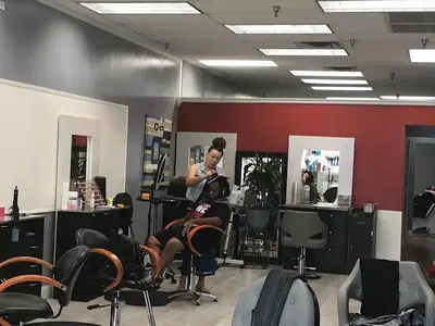 Roots To Ends Salon and Barbershop