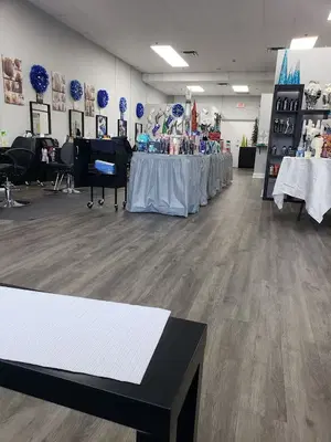 SALON VIVACIOUS
