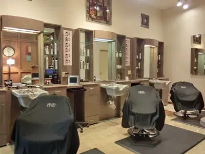 Up Salon