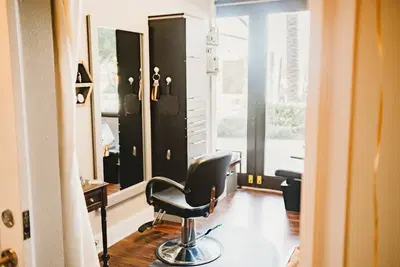The Chair Salon Studio