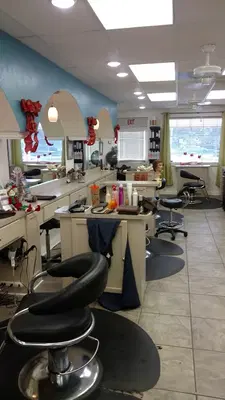Pavone' Salon & Spa