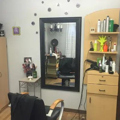 Chelle Williams @ Madeleine's Hair Salon