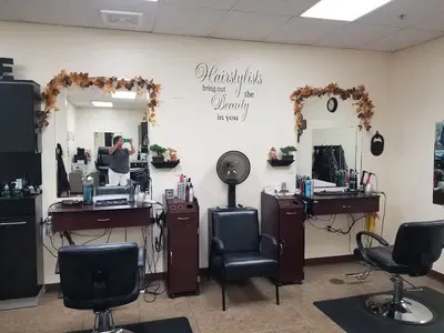 Gateway's Mini Spa & Salon