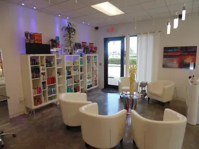 Salon Platinum