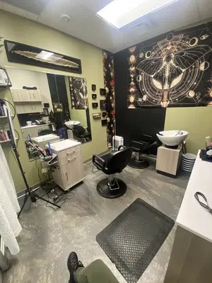 Kompose Salon (A Sola Salon Studio)