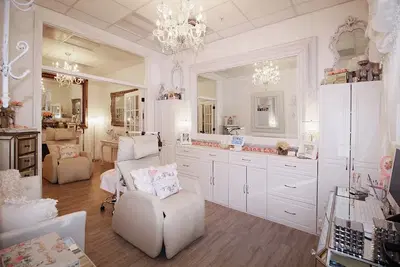 Phenix Salon Suites of Fort Myers