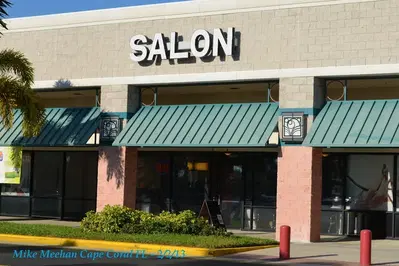 Salon Santinas