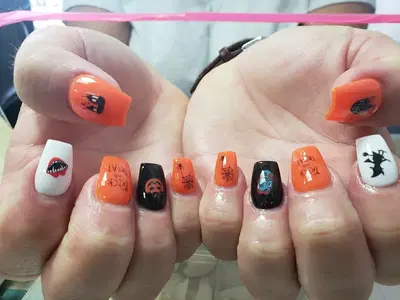 Magic Nails