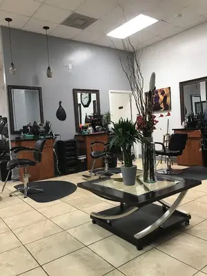 Breezys Beauty Studio