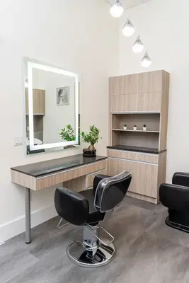 Lorelié Salon & Spa Suites
