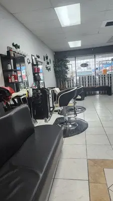 Suni's Beauty Salon