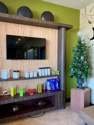 Lacuna Salon & Spa