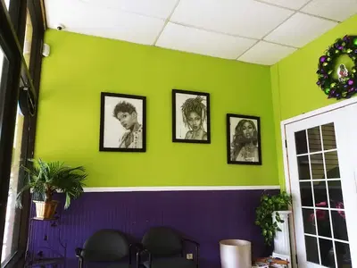 Lolli-locs Salon
