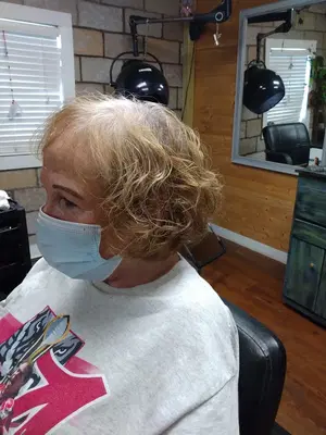 Scandles Hair & Nailz Salon