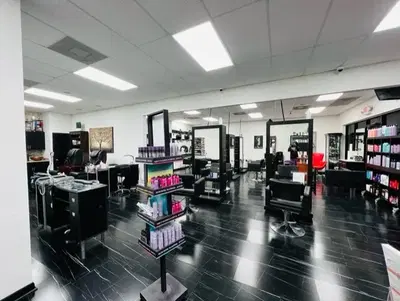 D'Vina's Salon & Spa