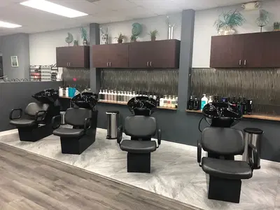Turning Heads On The Harbor Spa & Salon