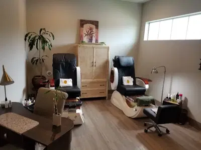 Serendipity Salon and Spa (West Virginia & Cross street)