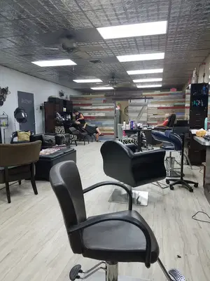 Eclectic Salon & Boutique