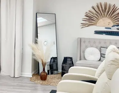Mar Beauty Bar
