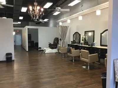Salon Lilly and Spa