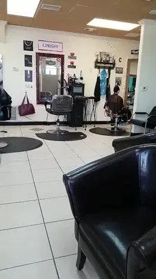 Salon Moxie
