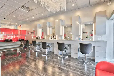 Donna Pascoe Salon