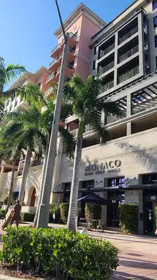 Salon Monaco