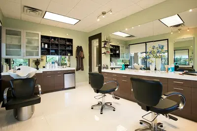 A Suite Salon