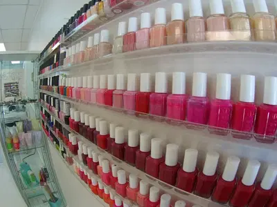 Artistic Nails & Spa