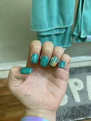 Kenny Nails