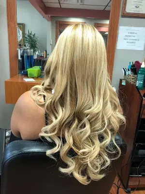 Leo’s Beauty Salon