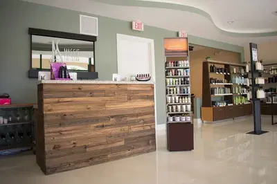 Maggie The Salon