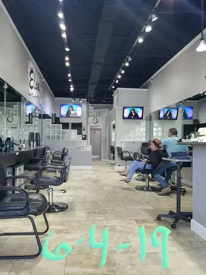 Elan Salon