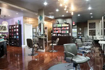 Salon Trace