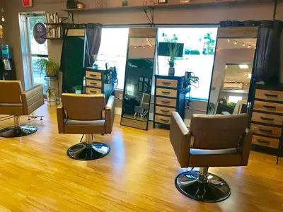 Magnolia Salon