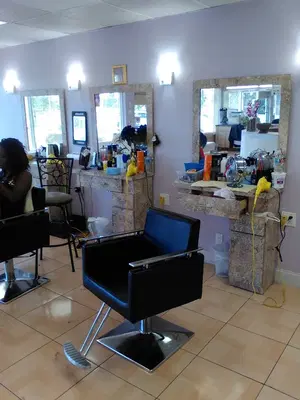 Empress D Beauty Parlor
