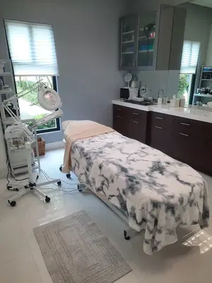 A Suite Salon