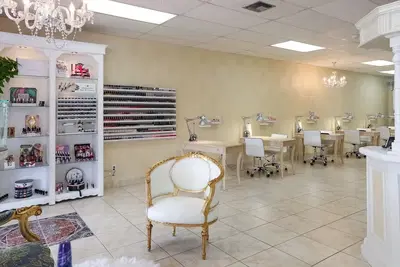 Madison Valgari Nail Salon