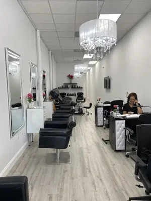 Elna's Beauty Hair Salon