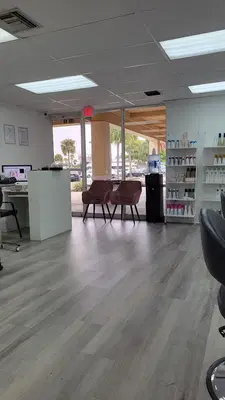 Re Novu Salon