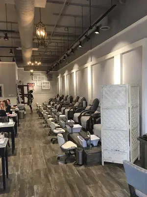 Savannah Nail Bar