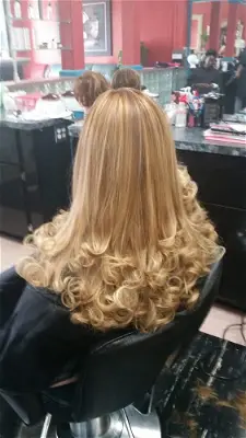 Yanna Hair Salon