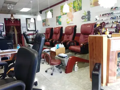 True Nails & Eyebrow Threading LLC