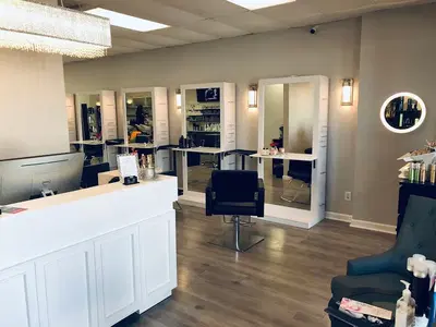 Salon Halo Carrollwood