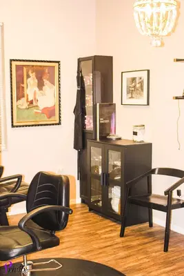 Privily Beauty Bar