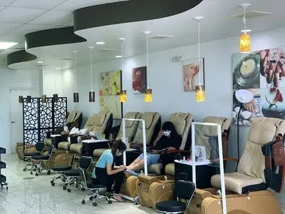 Posh Nails & Spa
