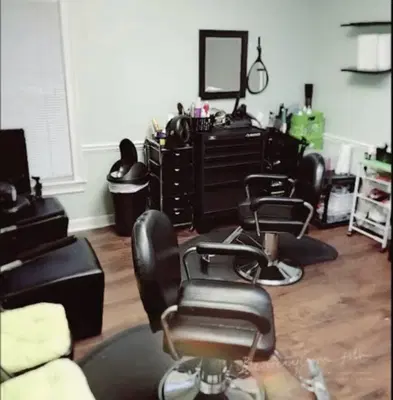 NZURI HAIR SALON