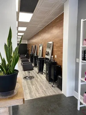 Salon Macclesh