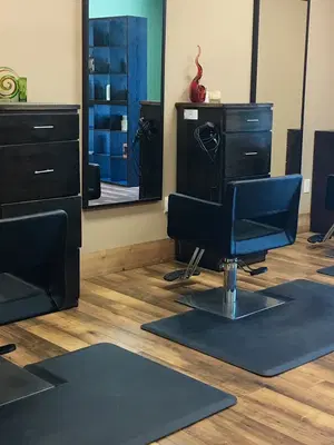 Capri Salon